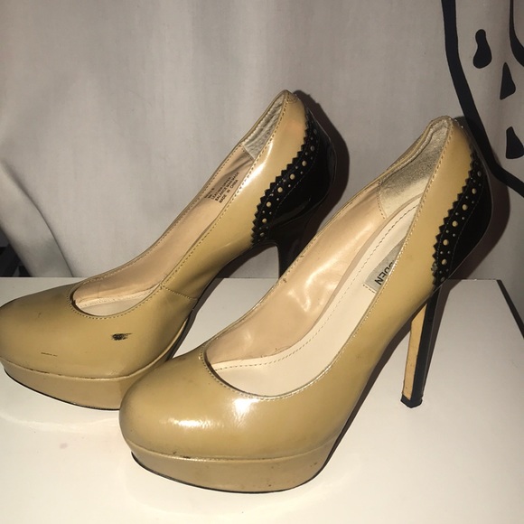 Platform Pumps - Picture 2 of 4